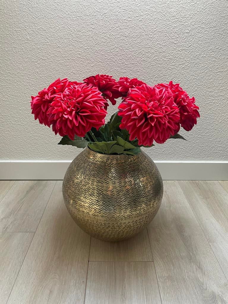 Vaas met zijdebloemen (rode dahlia’s) zgan, Overige materialen, Ophalen of Verzenden, Zo goed als nieuw, Minder dan 50 cm