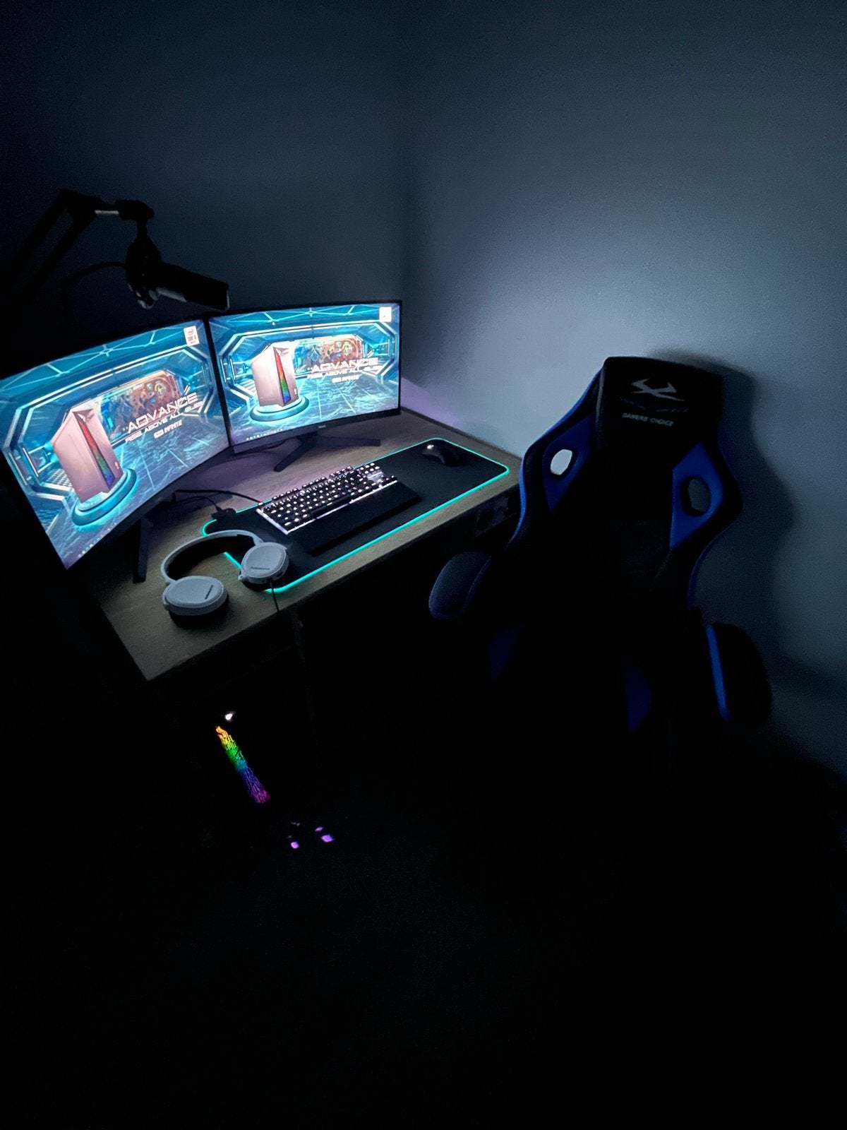 Gaming setup, pc, 2 beelschermen etc, Ophalen, Zo goed als nieuw, Gaming, Met videokaart