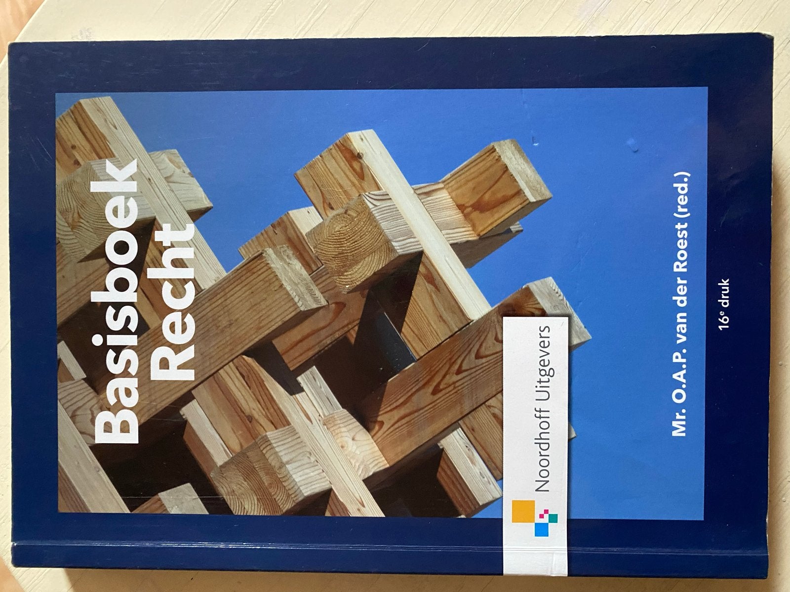 Basisboek Recht - Mr. O.A.P. van der Roest (red.), Ophalen of Verzenden, Gamma, Zo goed als nieuw, HBO