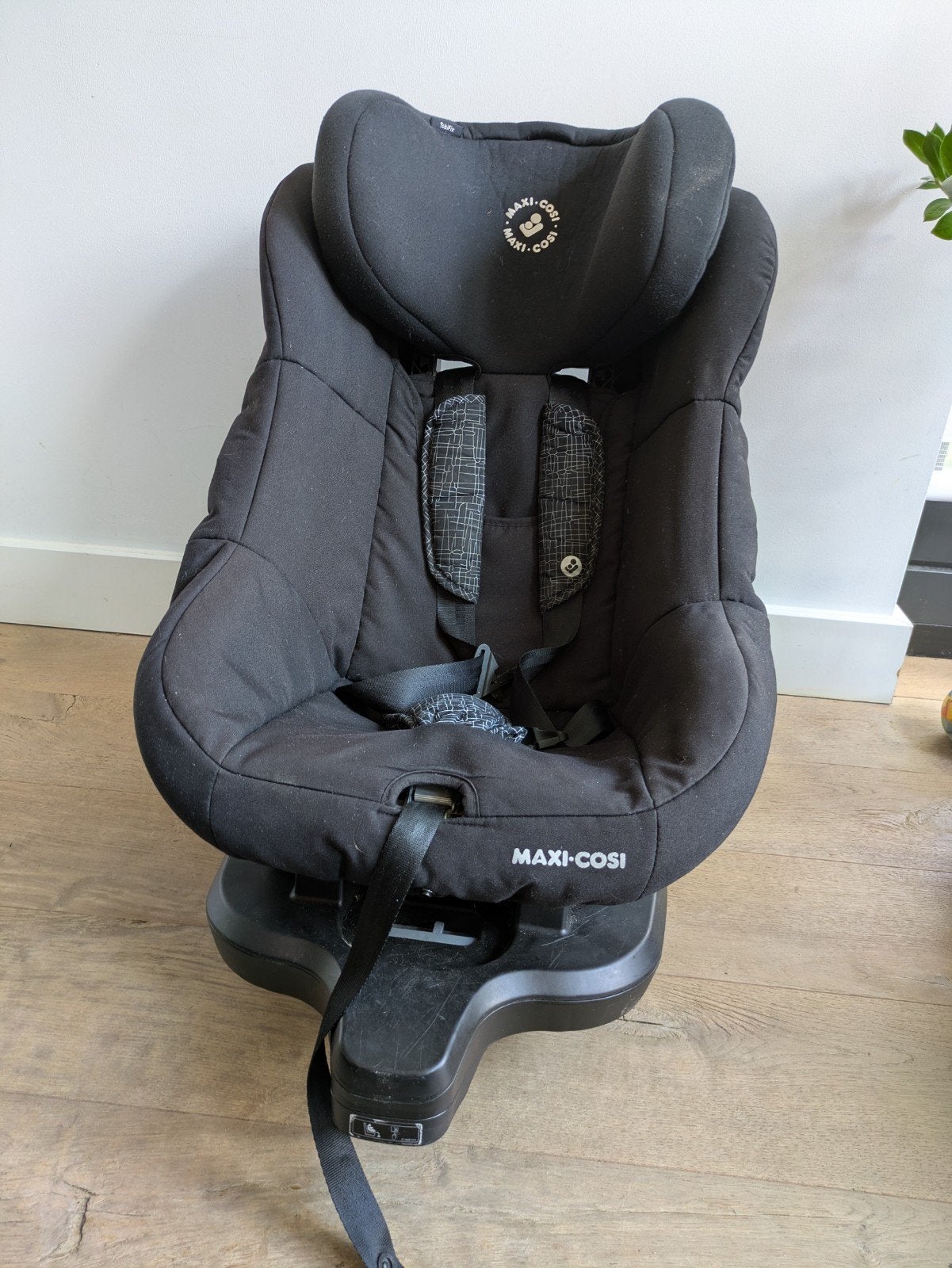 Maxi-Cosi Tobi autostoel - Zwart, comfortabel en veilig, Ophalen, 0 t/m 18 kg, Zijbescherming, Maxi-Cosi