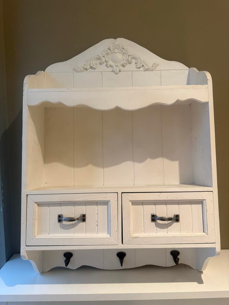 Wit brocante, landelijk, wandkastje met lades en haakjes, Ophalen, Gebruikt, Met plank(en), Minder dan 150 cm