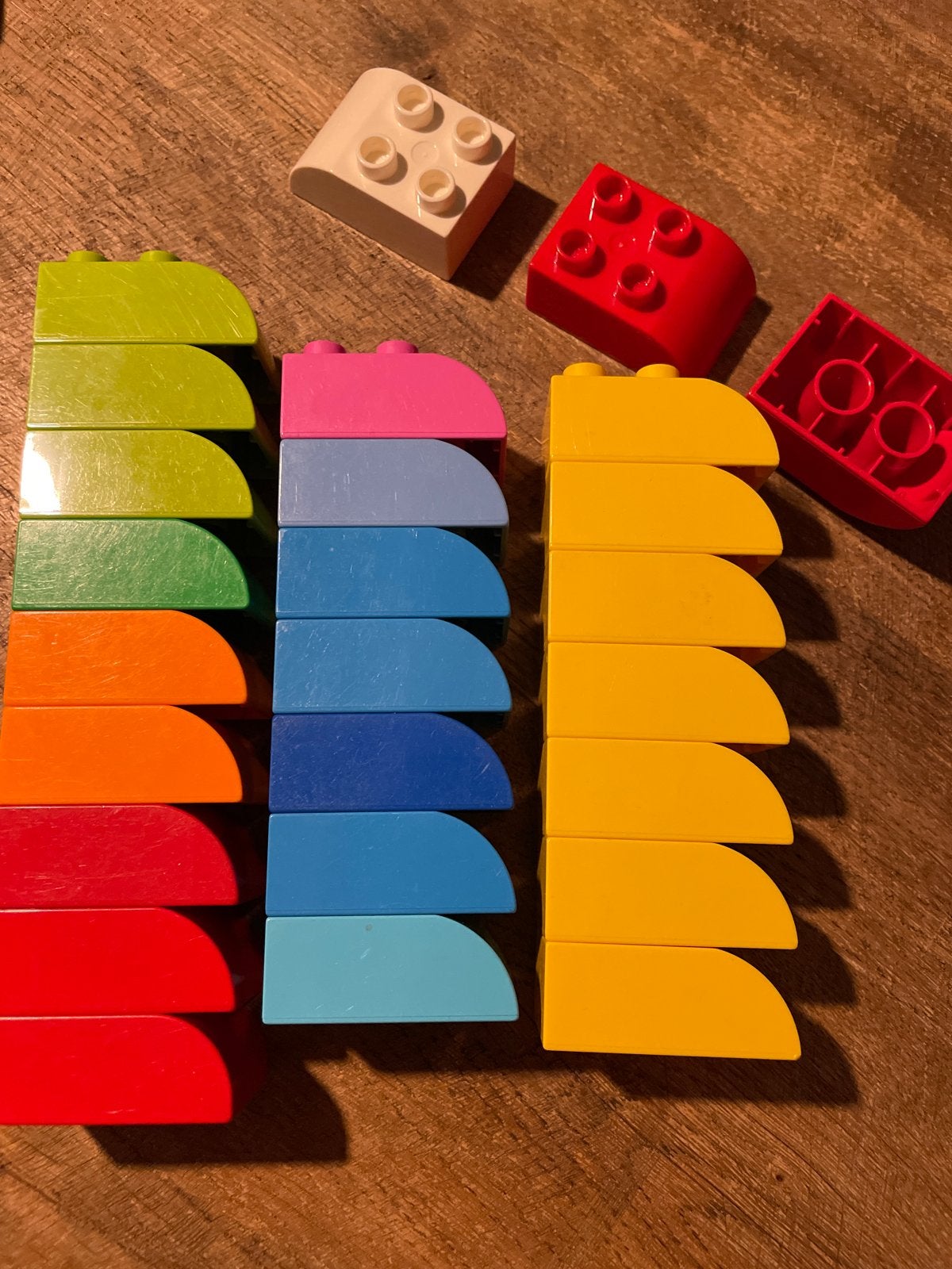 Lego Duplo stenen met halfronde kant - Diverse kleuren, Ophalen of Verzenden, Gebruikt, Losse stenen, Duplo