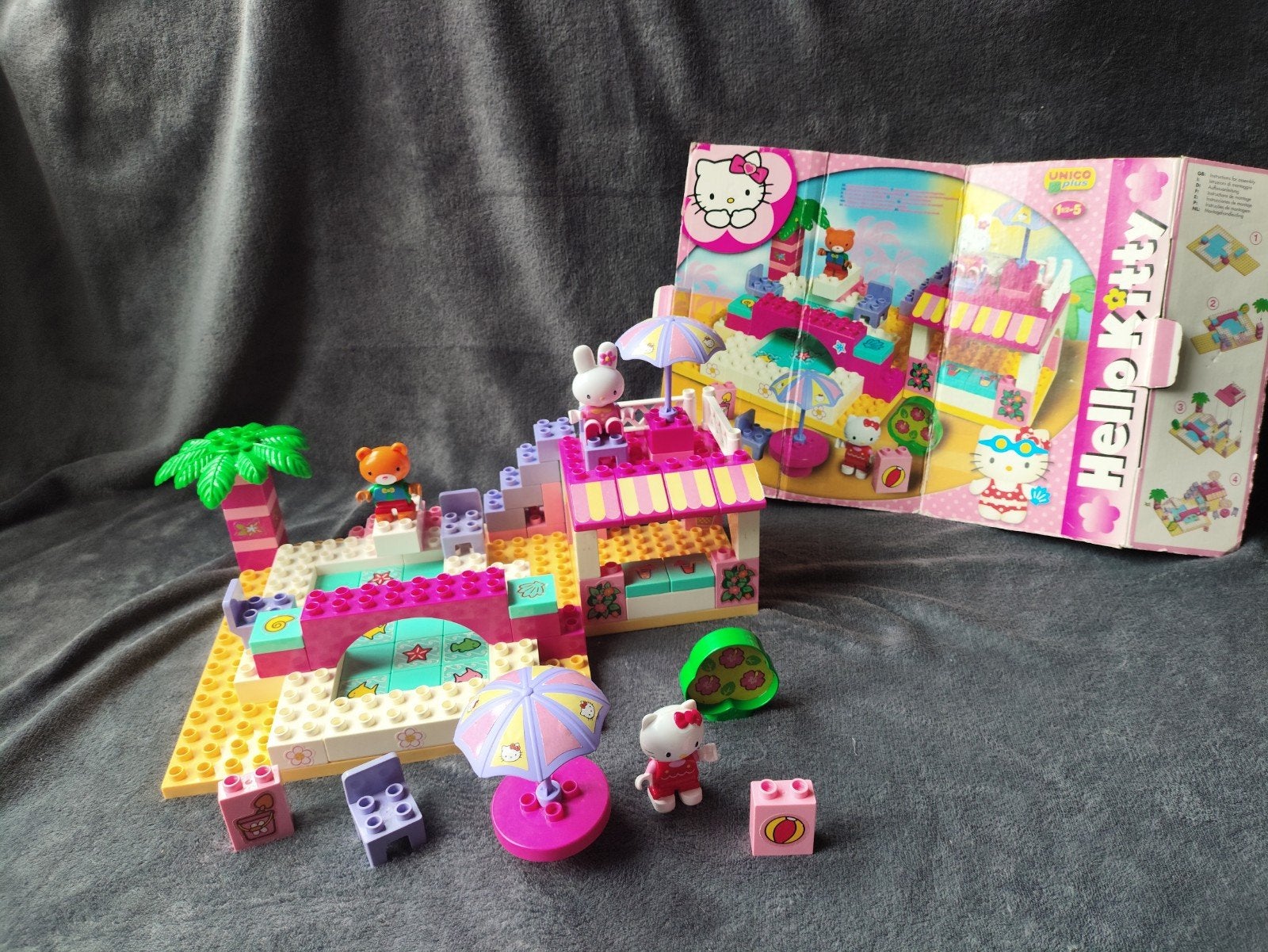 Duplo Hello Kitty - Zwembad met snackbar, Ophalen of Verzenden, Zo goed als nieuw, Overige merken