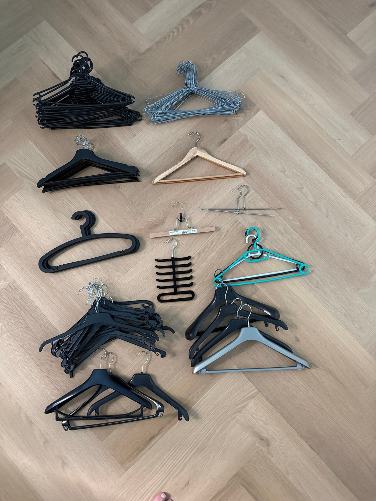 Grote partij kledinghangers (ca 100  stuks), Kleding | Dames, Kledinghangers, Ophalen, Gebruikt, Overige materialen, Volwassenen