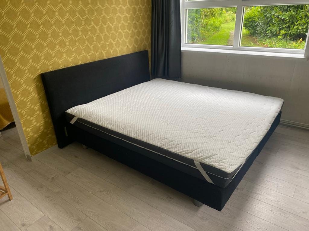 Tweepersoons boxspring met topper, 200x180 cm, Tweepersoons, Ophalen of Verzenden, Zo goed als nieuw, 180 cm
