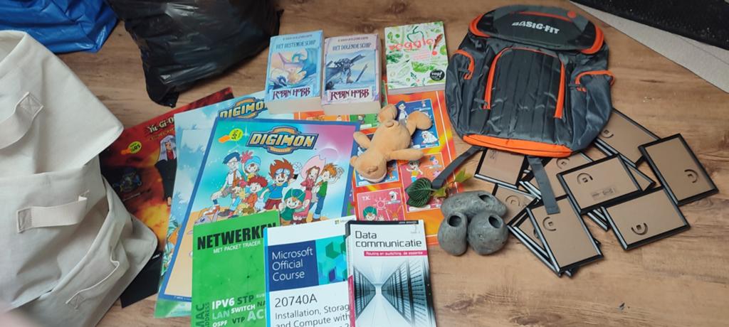 Rommelmarkt spullen set. Boeken, posters, mandjes, fotolijst, Ophalen of Verzenden, Zo goed als nieuw