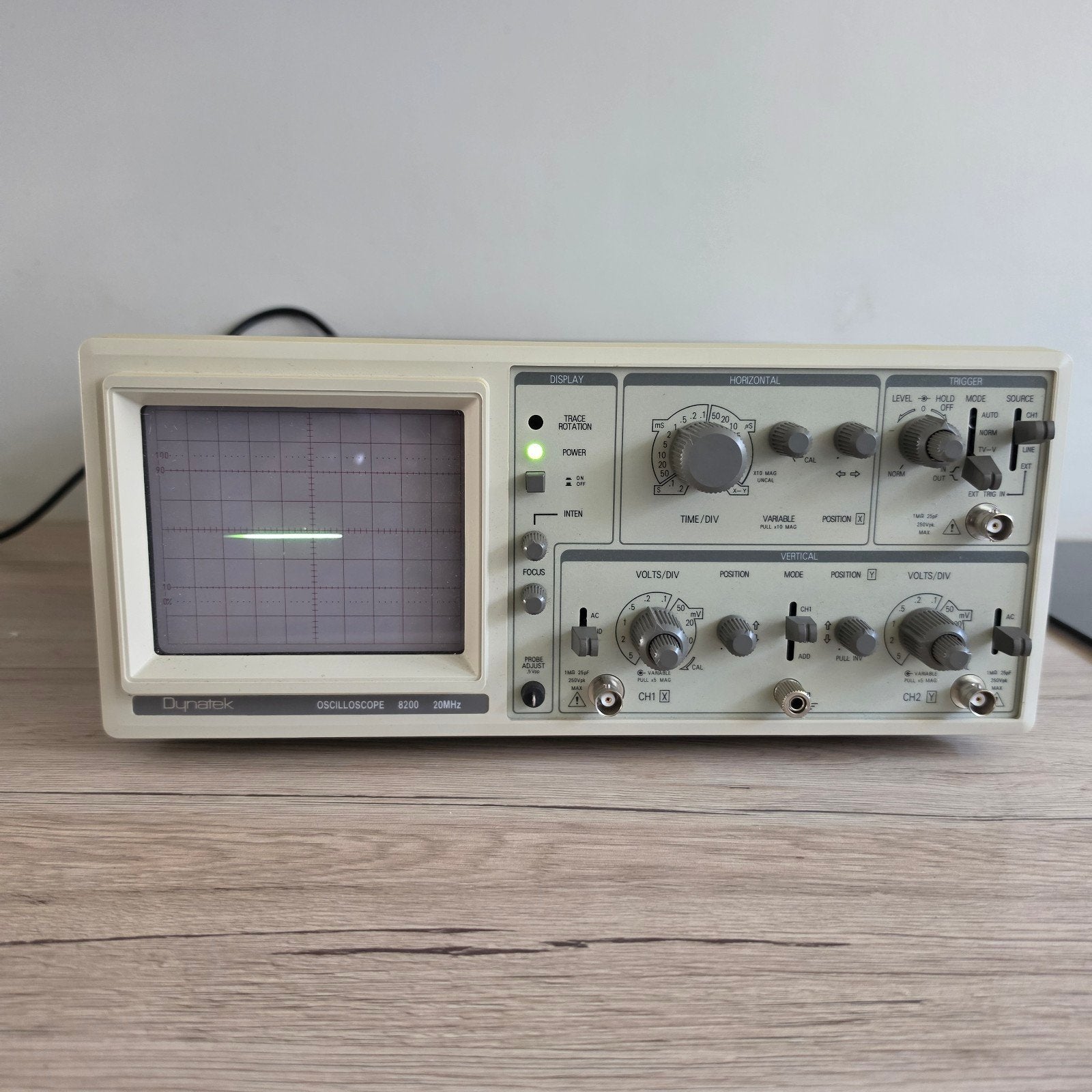 Dynatek 8200 Oscilloscoop - Zo goed als nieuw, Ophalen of Verzenden, Zo goed als nieuw, Elektriciteit
