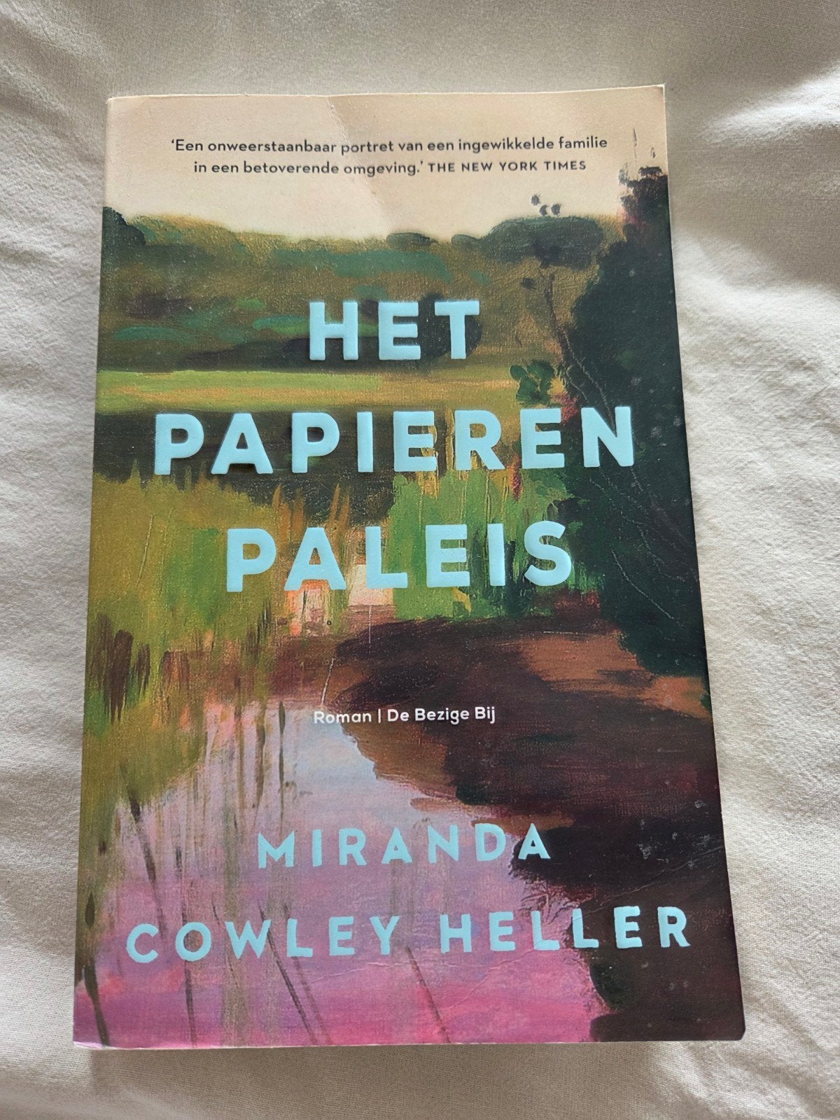 Het Papieren Paleis - Miranda Cowley Heller Roman, Ophalen of Verzenden, Gelezen, Miranda Cowley Heller, Nederland