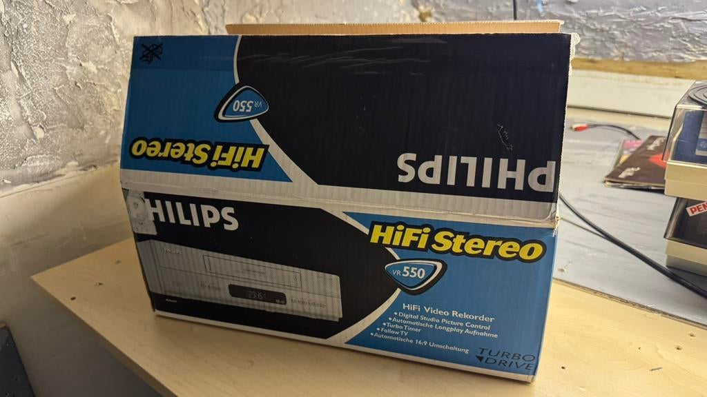 Philips VR 550 VHS Videorecorder (Als nieuw!), Ophalen of Verzenden, Zo goed als nieuw