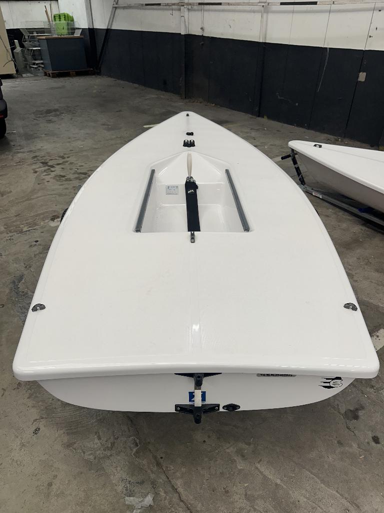 E6 ILCA Compleet, Watersport en Boten, Zeilen en Zeiltoebehoren, Ophalen, Nieuw, 3 tot 6 meter, Minder dan 15 m²