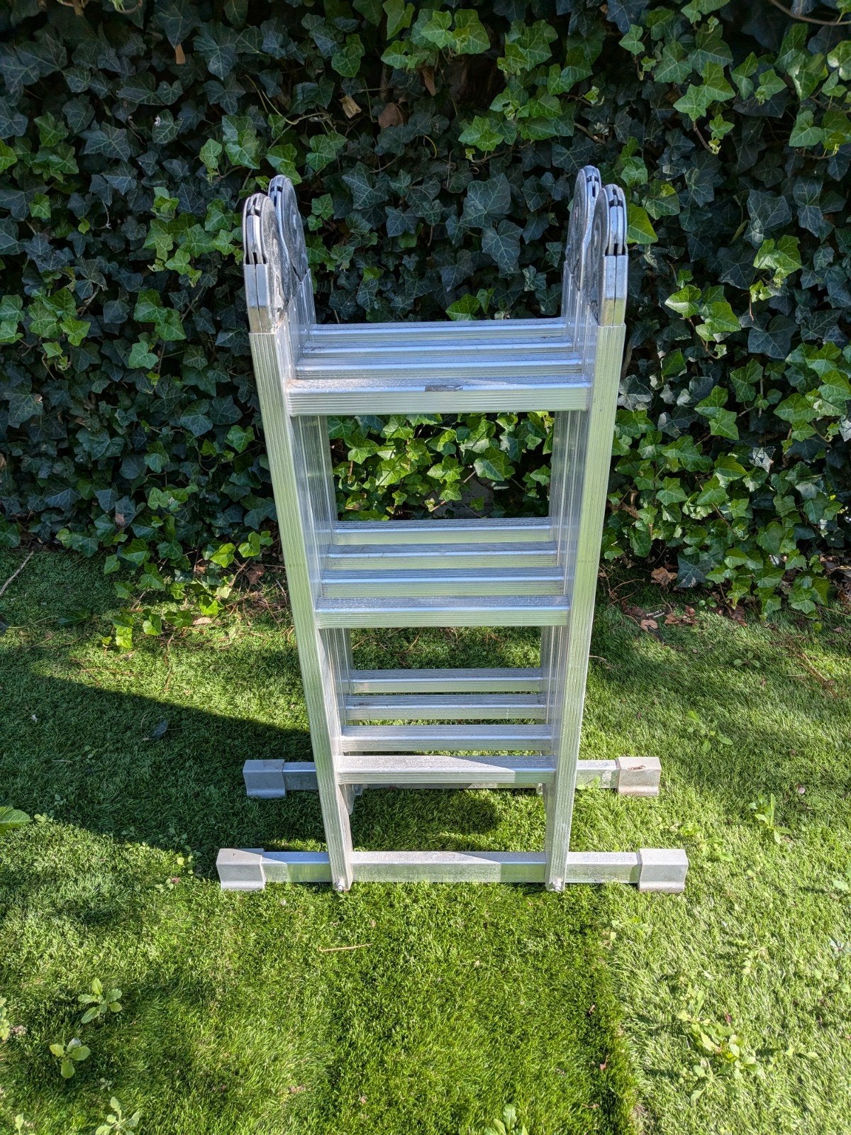 Excelsior 4x3 vouwladder werkhoogte tot 4,30 meter.
Een veel, Ophalen, Zo goed als nieuw, 4 meter of meer