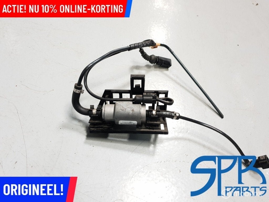 Standkachel 5Q0201607K WEBASTO VOORVERWARMING POMP ELEKTR.