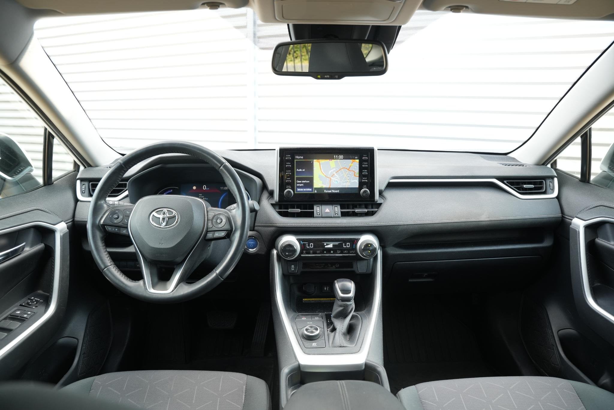 Foto 2 van Toyota RAV4 2.5 Hybrid AWD Business Intro