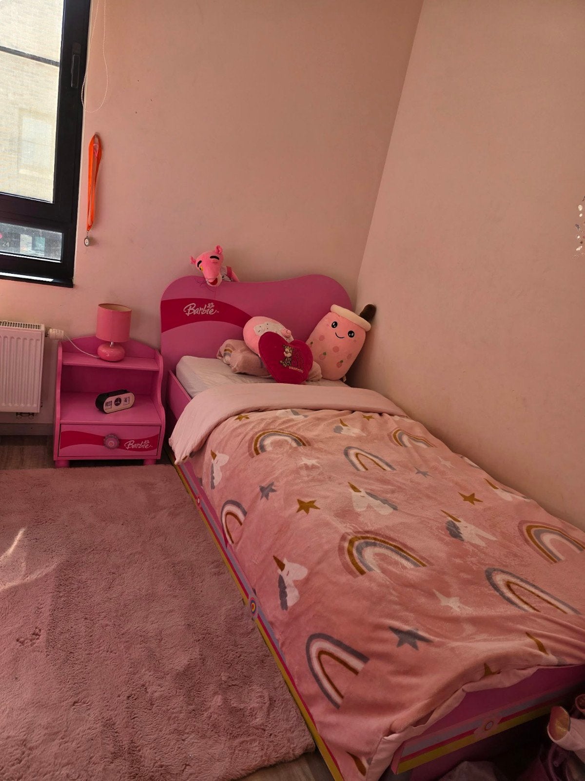 Foto 5 van Complete Barbie meisjes slaapkamer set