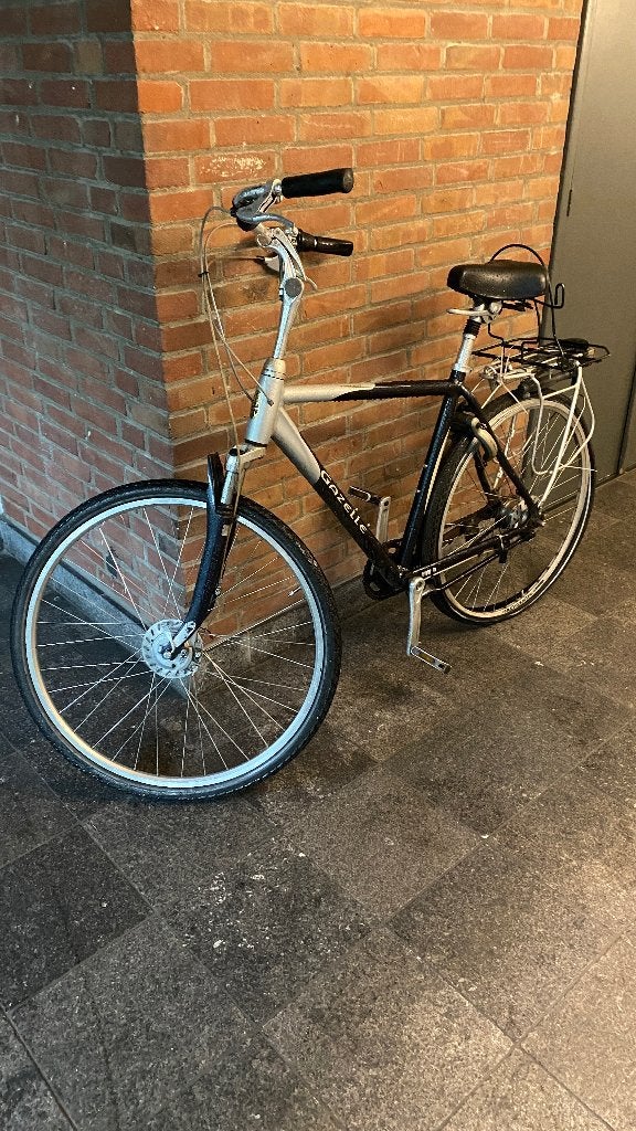 Gazelle fiets - Deze fiets is goed voor onderelen., Ophalen, Gebruikt, Velgrem, Versnellingen