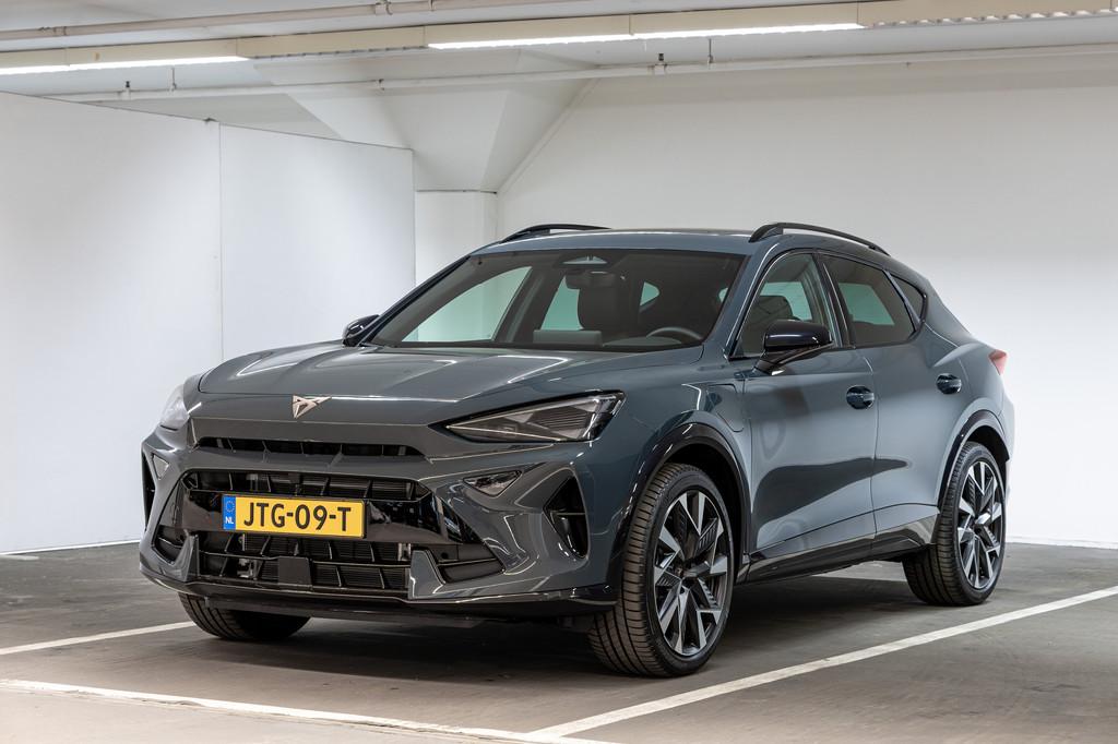 CUPRA Formentor 1.5 TSI e-Hybrid Business, Auto's, Cupra, Euro 6, 4 cilinders, Formentor, Blauw