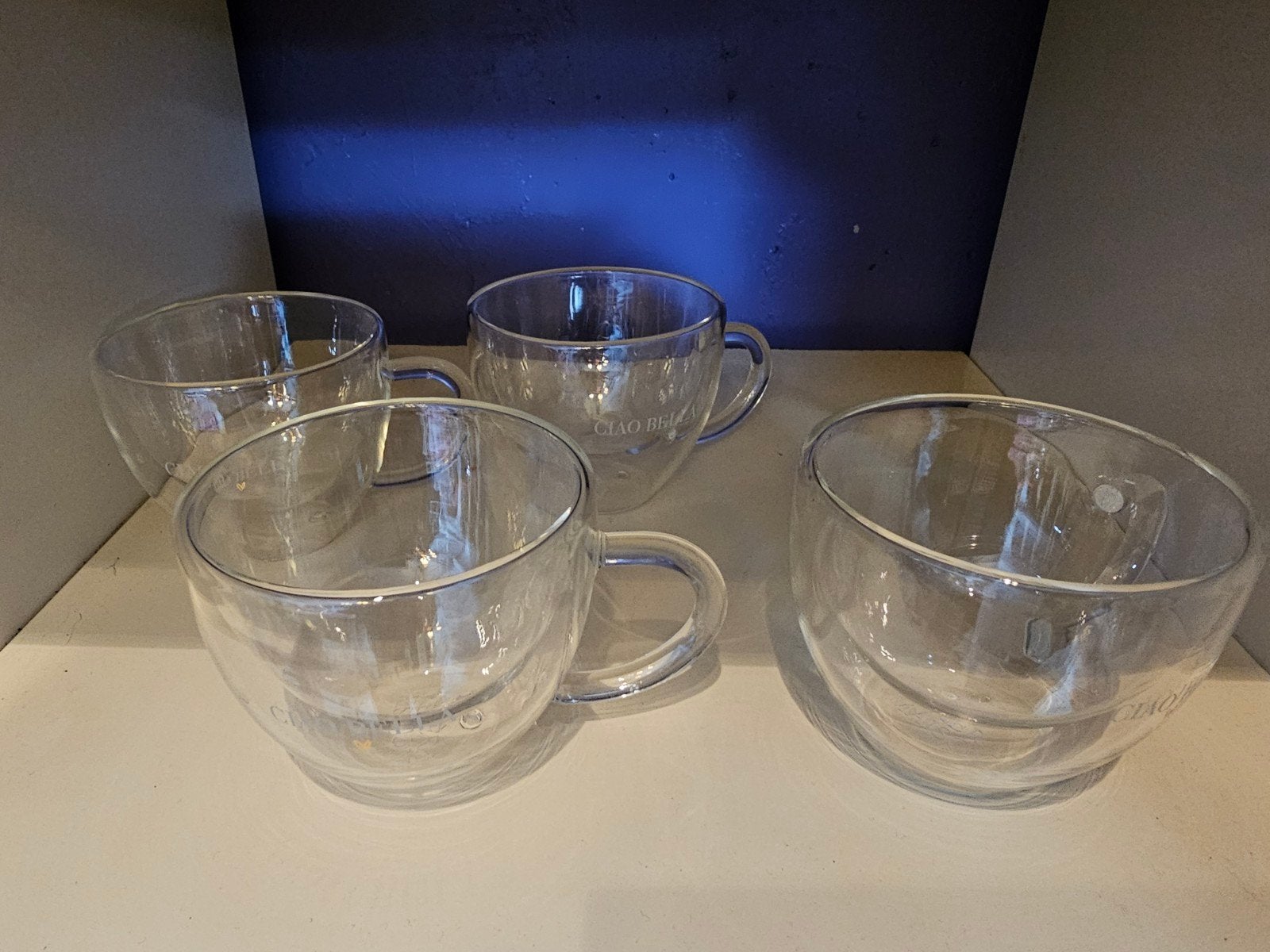 RIVIERA MAISON; 4 DUBBELWANDIGE KOFFIE/THEE GLAZEN € 10,-, Ophalen, Zo goed als nieuw, Rechthoekig, Glas