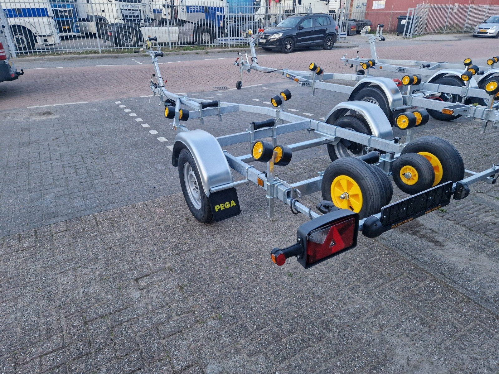Pega SH 750 kanteltrailer nieuw uit voorraad leverbaar!!!, Minder dan 1500 kg, Verstelbare verlichting, Overige typen, Nieuw