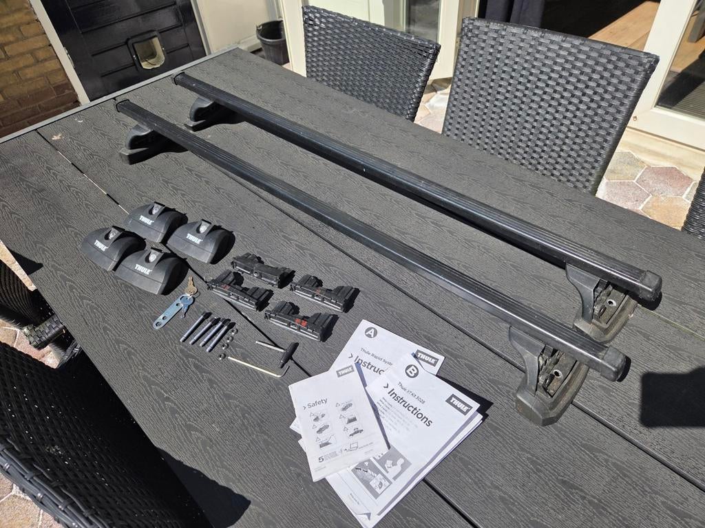 Thule Dakdragers BMW 1-serie, 3-serie, 4-serie (XT Kit 3028), Ophalen, Zo goed als nieuw