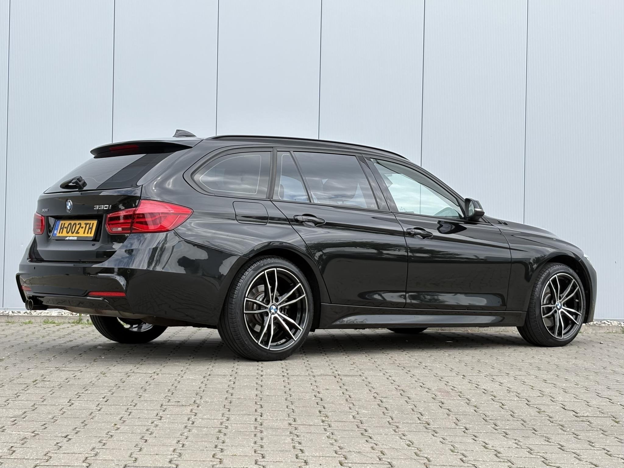BMW 3-serie Touring 330i xDrive High Executive 8AT AUTOMAAT, Auto's, Automaat, 1998 cc, Euro 6, 4 cilinders