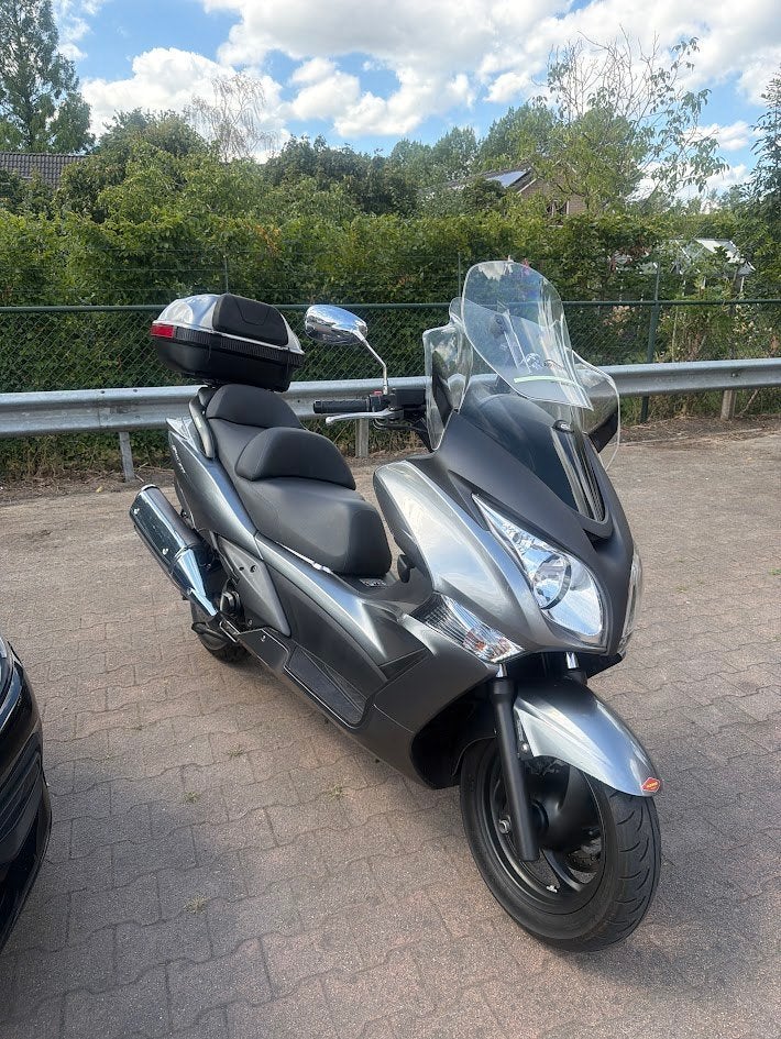 Honda Silverwing 400 2 cilinder 17092011 km 28100 nw staat, Motoren, 400 cc, Nieuw, Motorrijbewijs A, Particulier