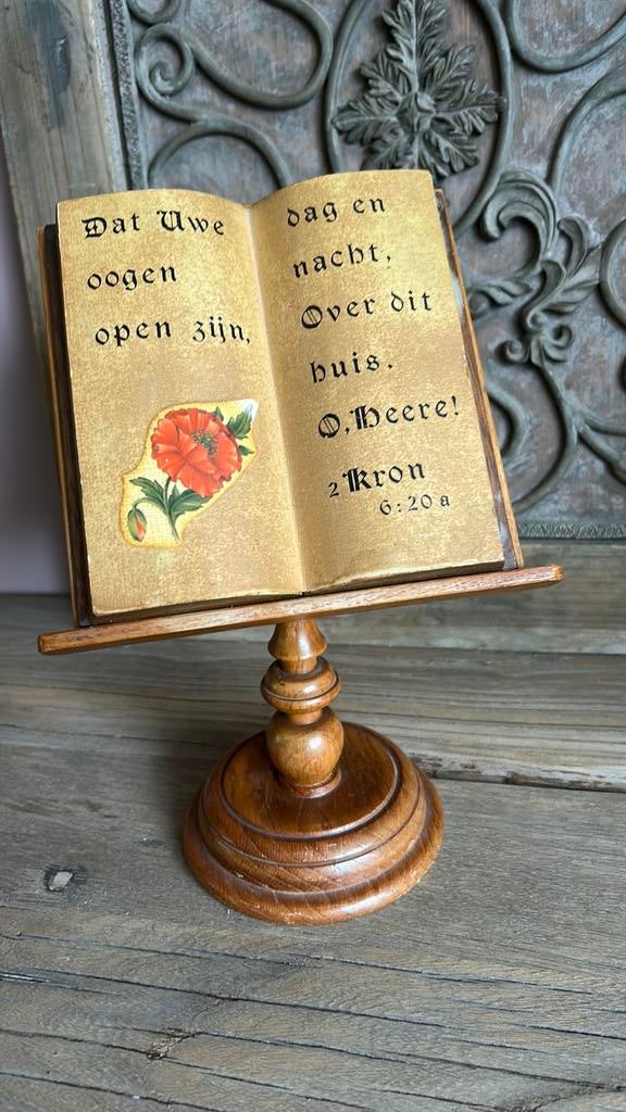 Houten Bijbeltje op standaard, Ophalen of Verzenden