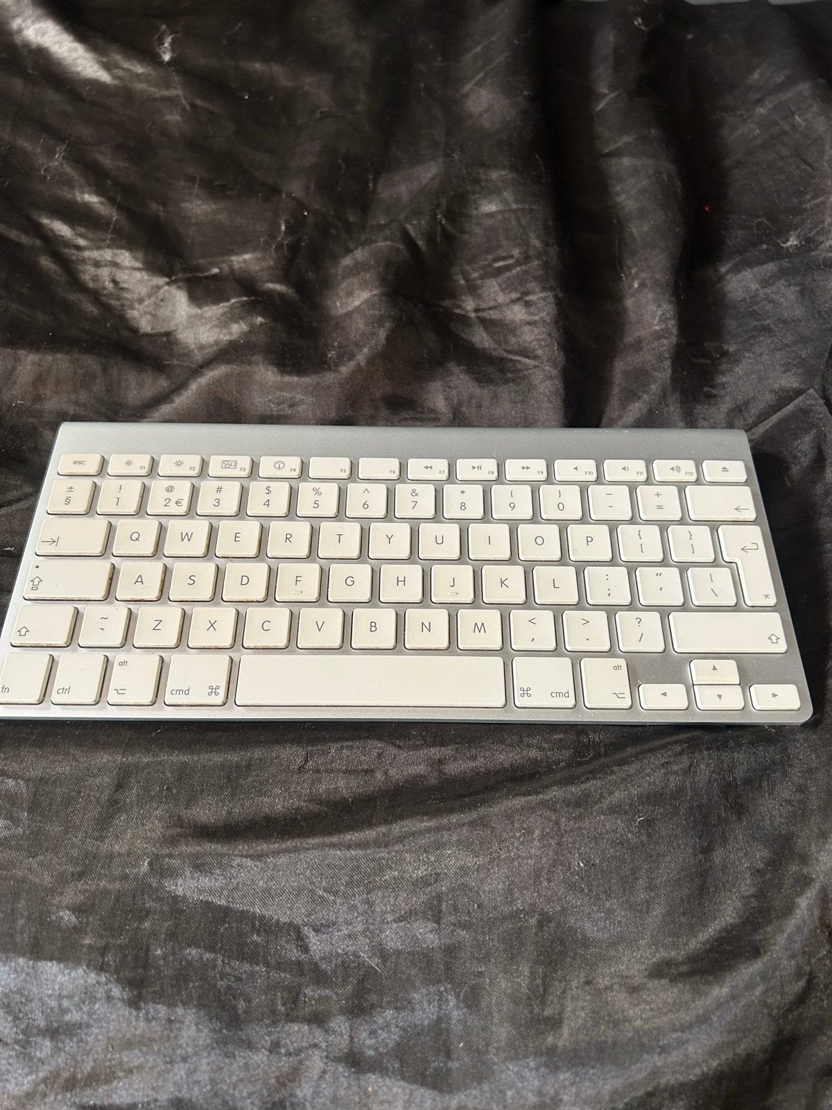 Apple Magic Keyboard - Draadloos Qwerty Toetsenbord, Computers en Software, Ophalen of Verzenden, Qwerty, Gebruikt, Draadloos