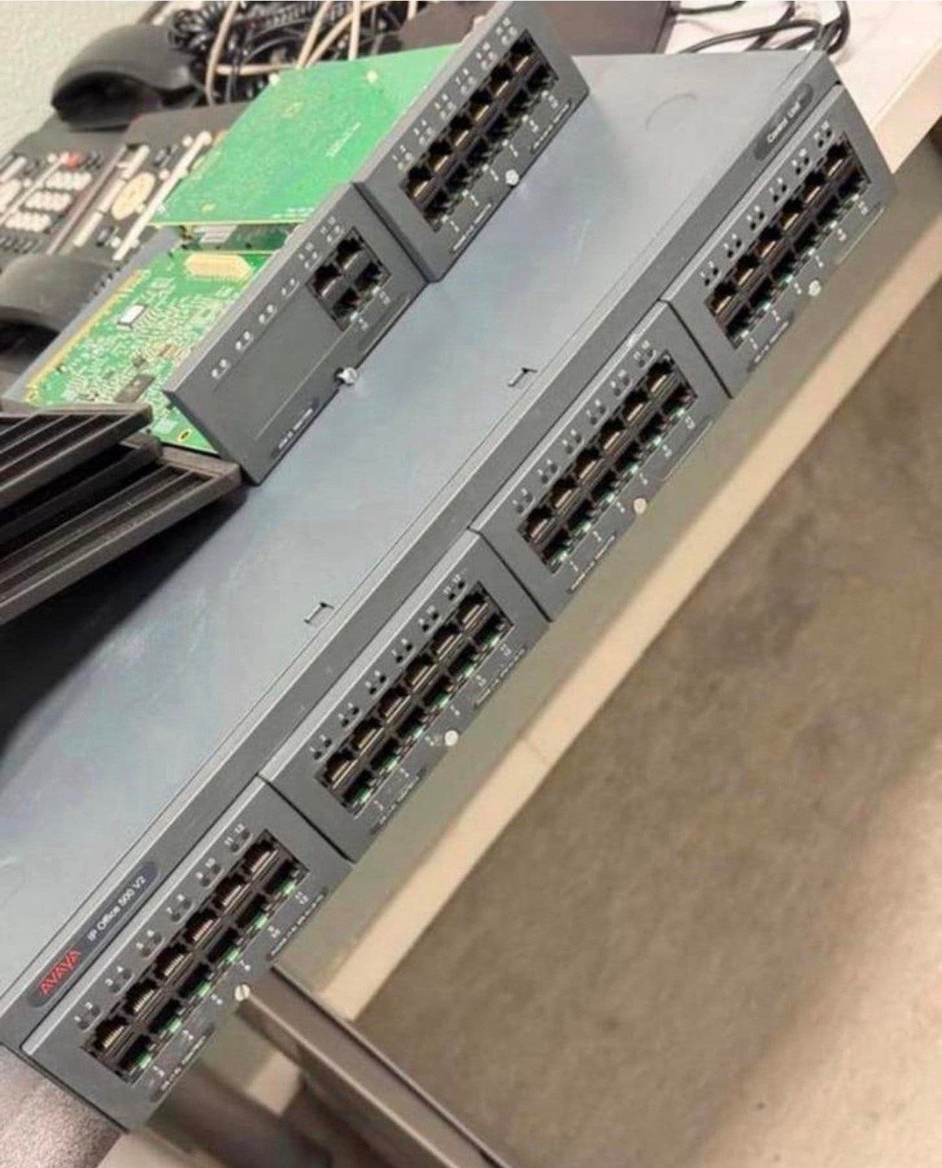 XL Kantoor SET - Avaya ip500 v2 konftel 300Mx 13x telefoon, Telecommunicatie, P, P, P, Ophalen of Verzenden