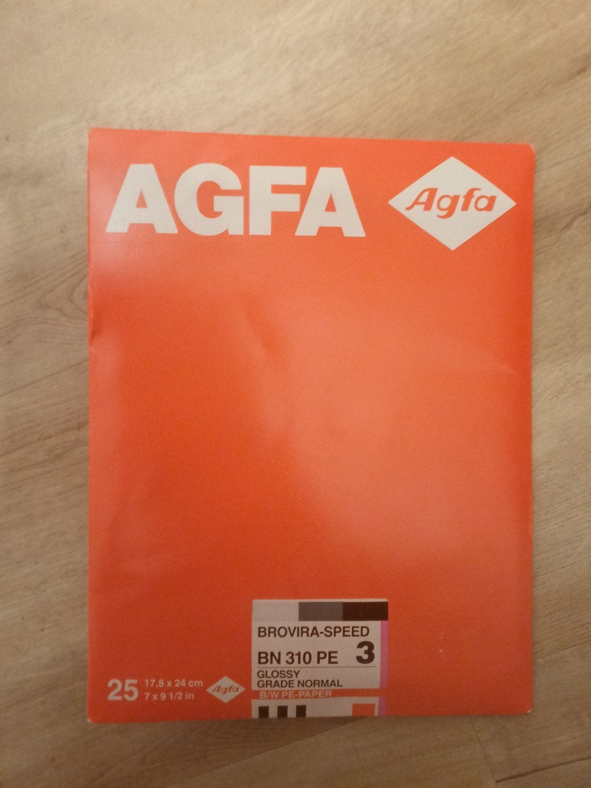 ONGEOPEND Agfa Brovira-Speed BN 310 PE fotopapier (25 vel), Ophalen of Verzenden, Agfa