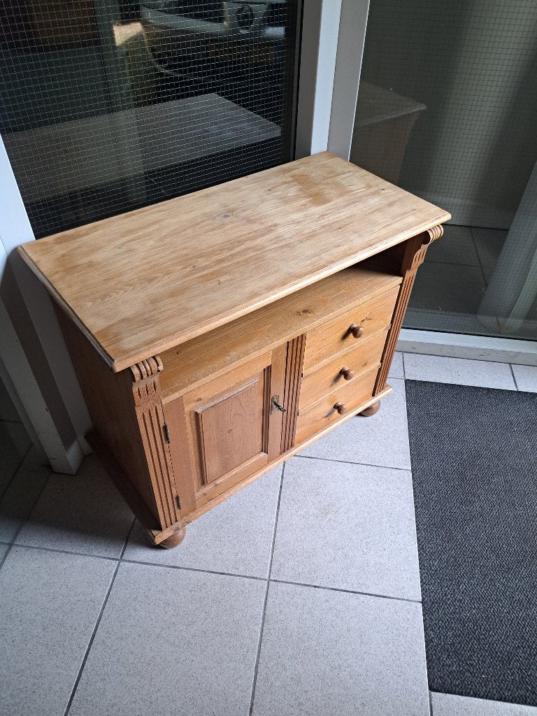 buffetkastje grenen, Antiek en Kunst, Antiek | Meubels | Kasten, Ophalen