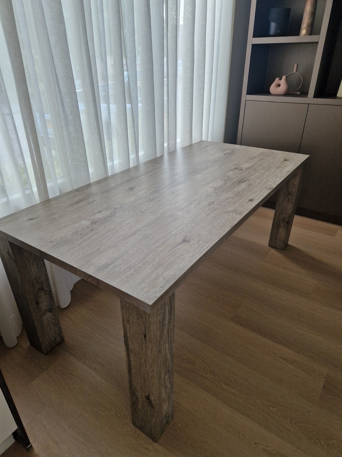 Mooie hardhouten eettafel, 190 x 90 cms, Huis en Inrichting, Ophalen, 50 tot 100 cm, Zo goed als nieuw, 150 tot 200 cm