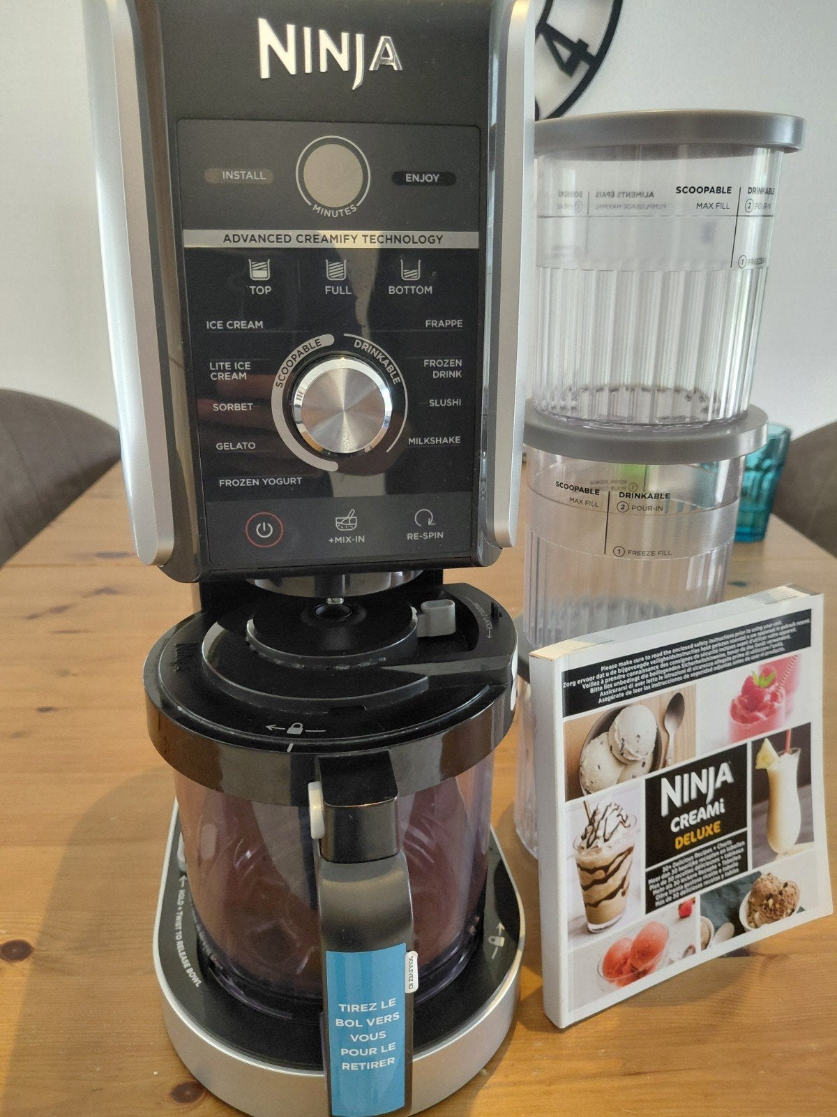 Ninja Creami Deluxe IJsmachine 10in1 - Zo goed als nieuw, 3 snelheden of meer, Ophalen of Verzenden, Zo goed als nieuw, Vaatwasserbestendig