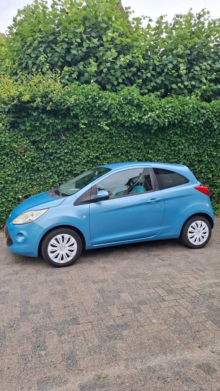 Ford Ka 1.2 51KW 2009 Blauw APK tm april 2027, Auto's, Voorwielaandrijving, 1242 cc, 4 cilinders, Handgeschakeld