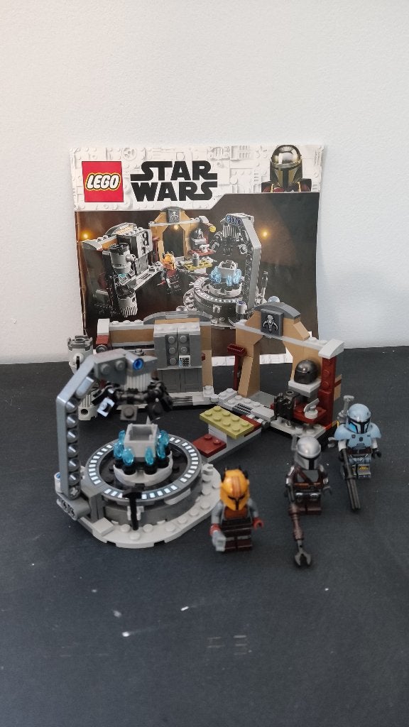 Lego Star Wars The Armorer’s Forge 75319, Kinderen en Baby's, Star Wars, Lego, Ophalen of Verzenden, Zo goed als nieuw