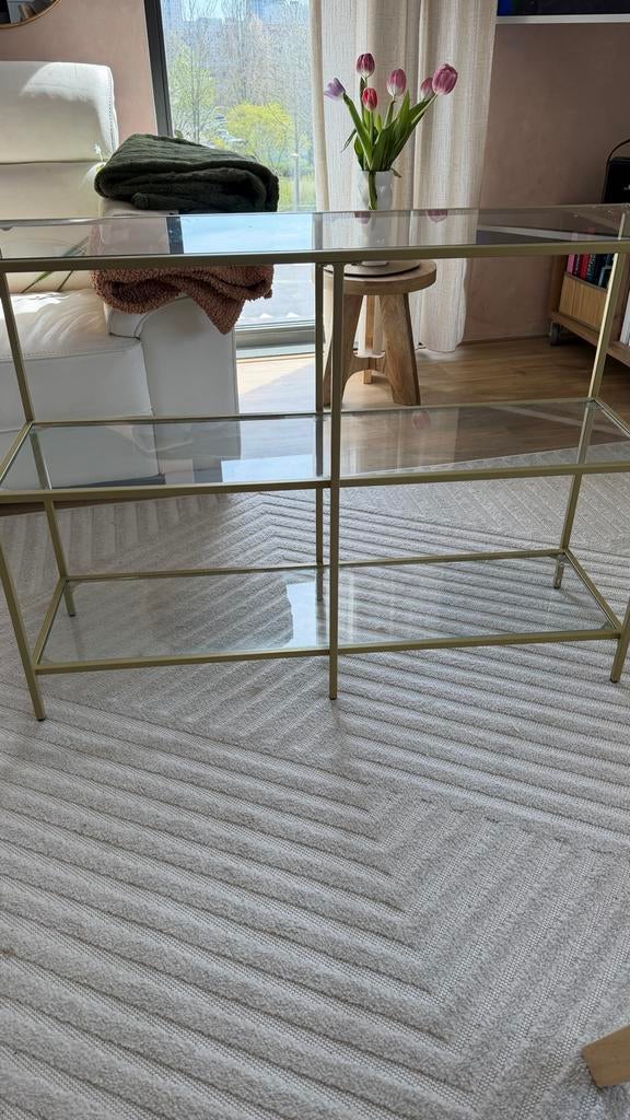 Glazen salontafel met goudkleurig frame, Huis en Inrichting, Tafels | Salontafels, Ophalen of Verzenden, Zo goed als nieuw, Rechthoekig