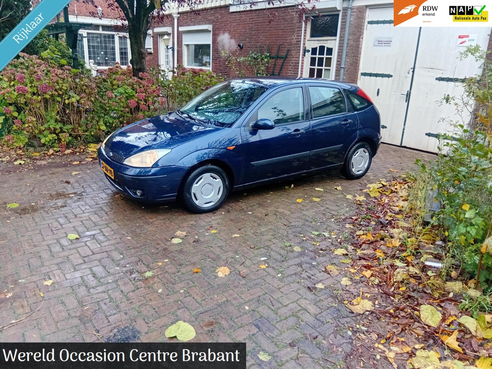 Ford Focus 1.6-16V Collection Apk 03 2027 1.6 en 1.8 ghia, Auto's, 1596 cc, Gebruikt, Blauw, 49 €/maand
