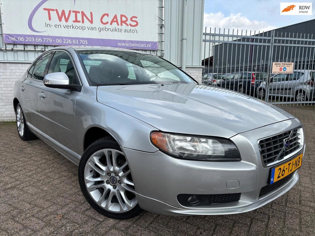 Volvo S80 2.5 T Momentum Leer Navi Automaat, 1528 kg, 2521 cc, Bedrijf, Sedan