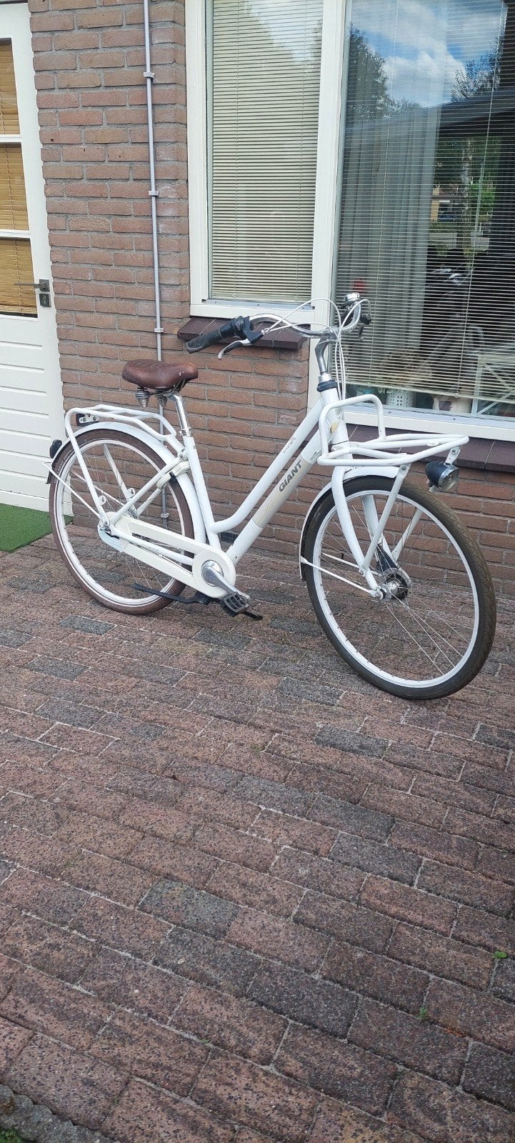 Een mooie damesfiets GIANT 7 versn., Ophalen of Verzenden, Zo goed als nieuw, Giant