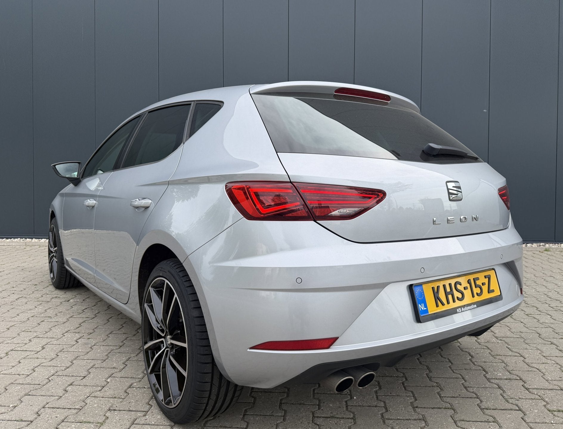 SEAT León