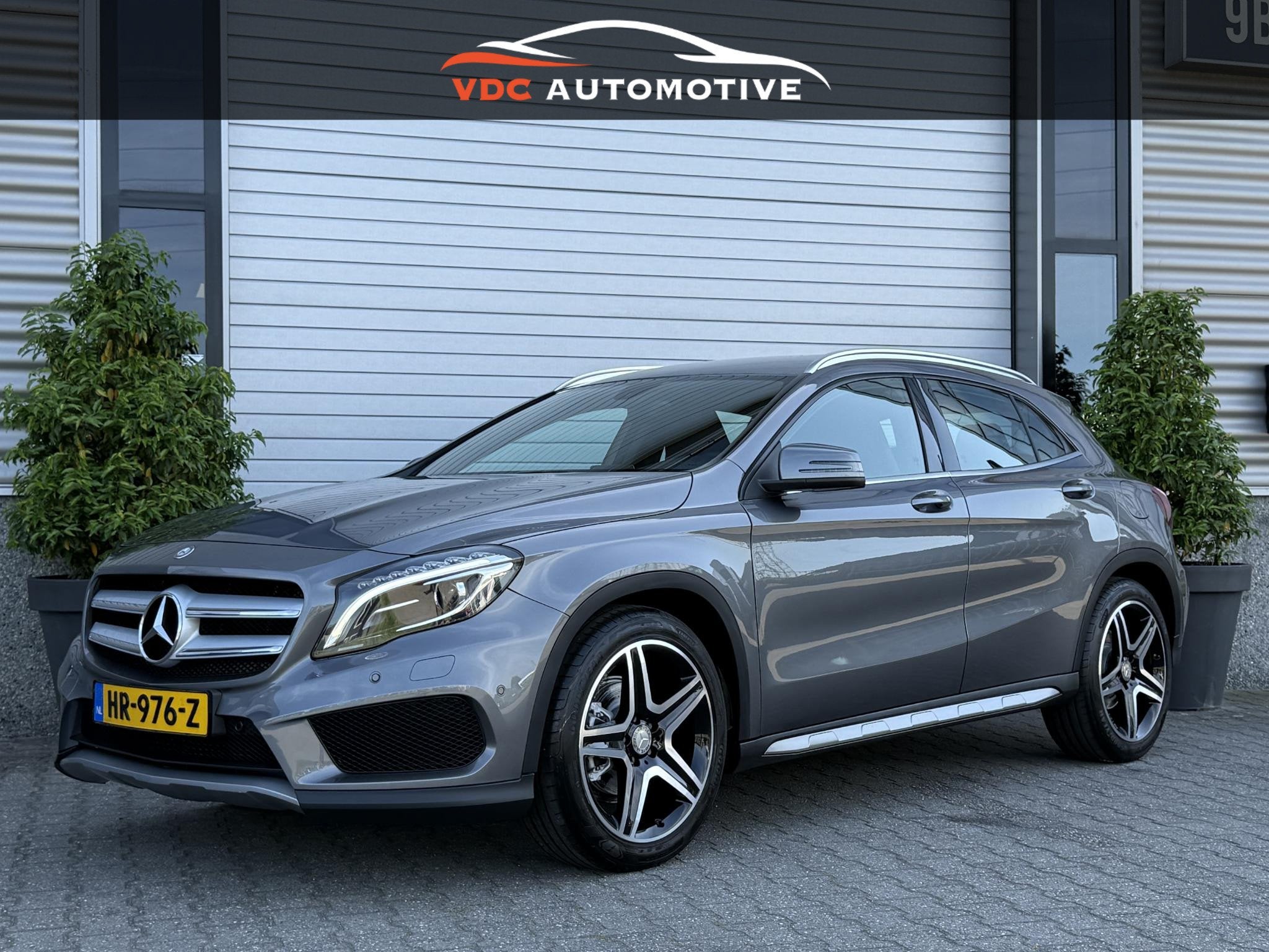 Mercedes-Benz GLA-Klasse 200 AMG Trekhaak | Navi | Xenon | A, Auto's, Mercedes-Benz, Voorwielaandrijving, Gebruikt, Navigatiesysteem