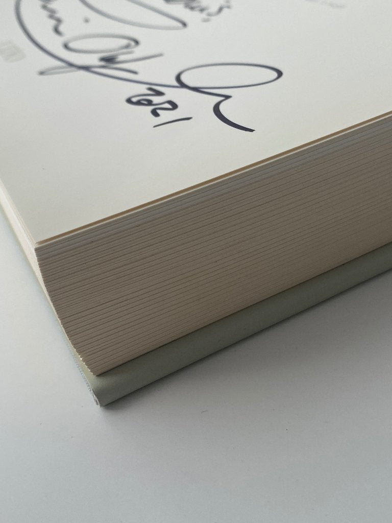 Erwin Olaf OWN gesigneerd, Fotografen, Ophalen of Verzenden, Zo goed als nieuw, Erwin Olaf
