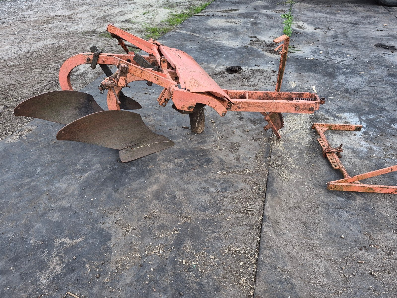 2-schaar ploeg voor oldtimer trekker, Ophalen, Akkerbouw, Grondbewerking