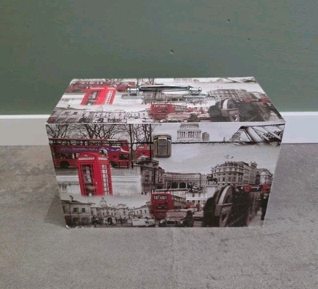 Jysk opbergbox kist London Londen, Huis en Inrichting, Woonaccessoires | Kisten, Minder dan 50 cm, Gebruikt, Minder dan 50 cm