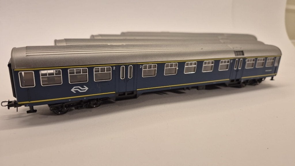 4 Roco NS blauwe personenrijtuigen H0, Gelijkstroom, Wagon, Ophalen of Verzenden, Roco