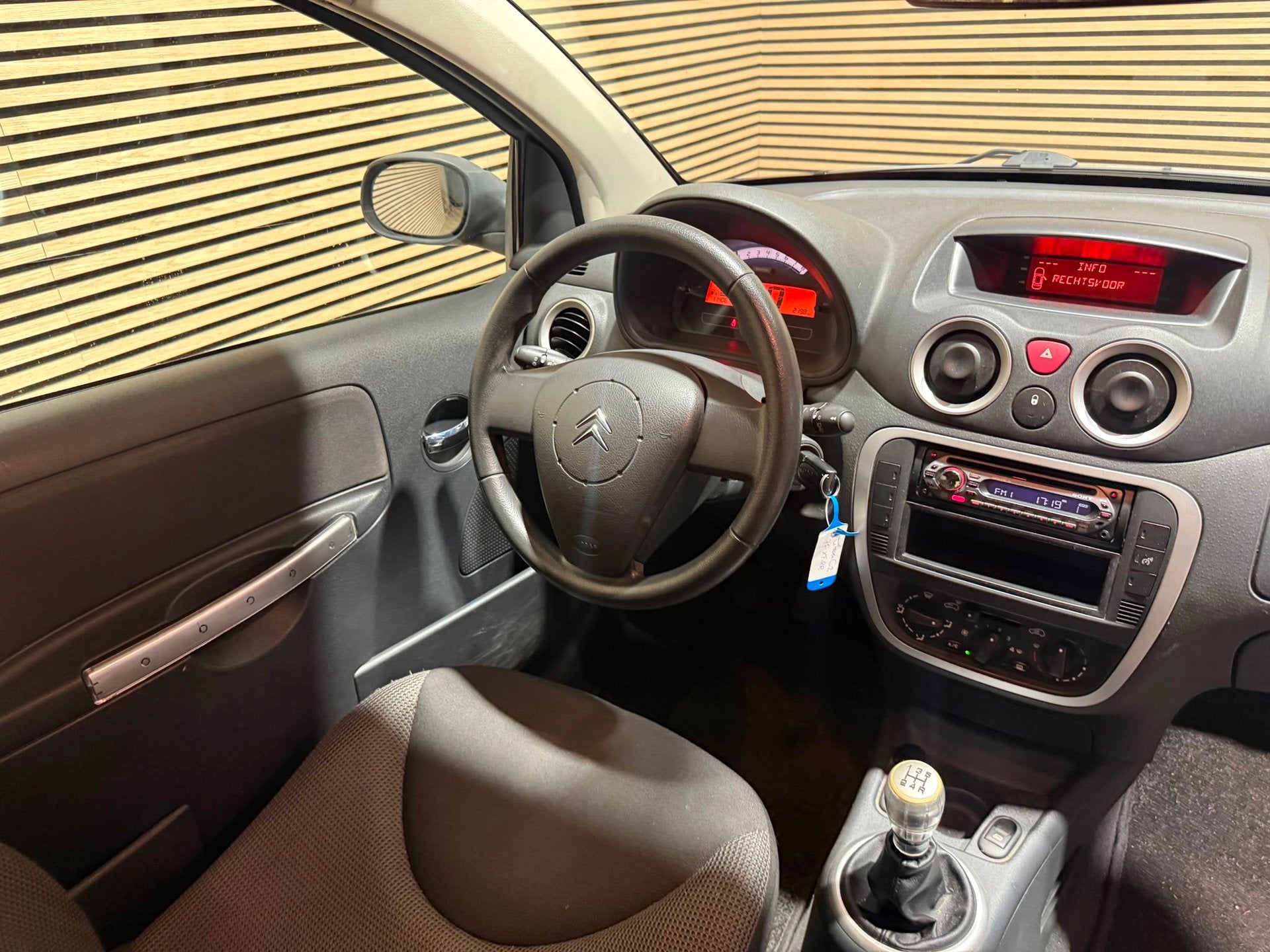 Citroen C2 1.4i Caractère | Airco | Trekhaak, Voorwielaandrijving, 4 cilinders, Origineel Nederlands, Bedrijf