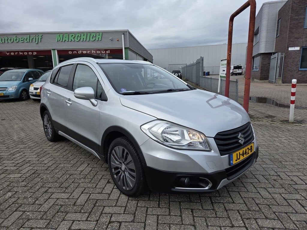 Suzuki SX4 S-Cross 1.6 Exclusive|NAP|PANODAK|KEYLESS|PDC|, Voorwielaandrijving, Gebruikt, 4 cilinders, 400 kg