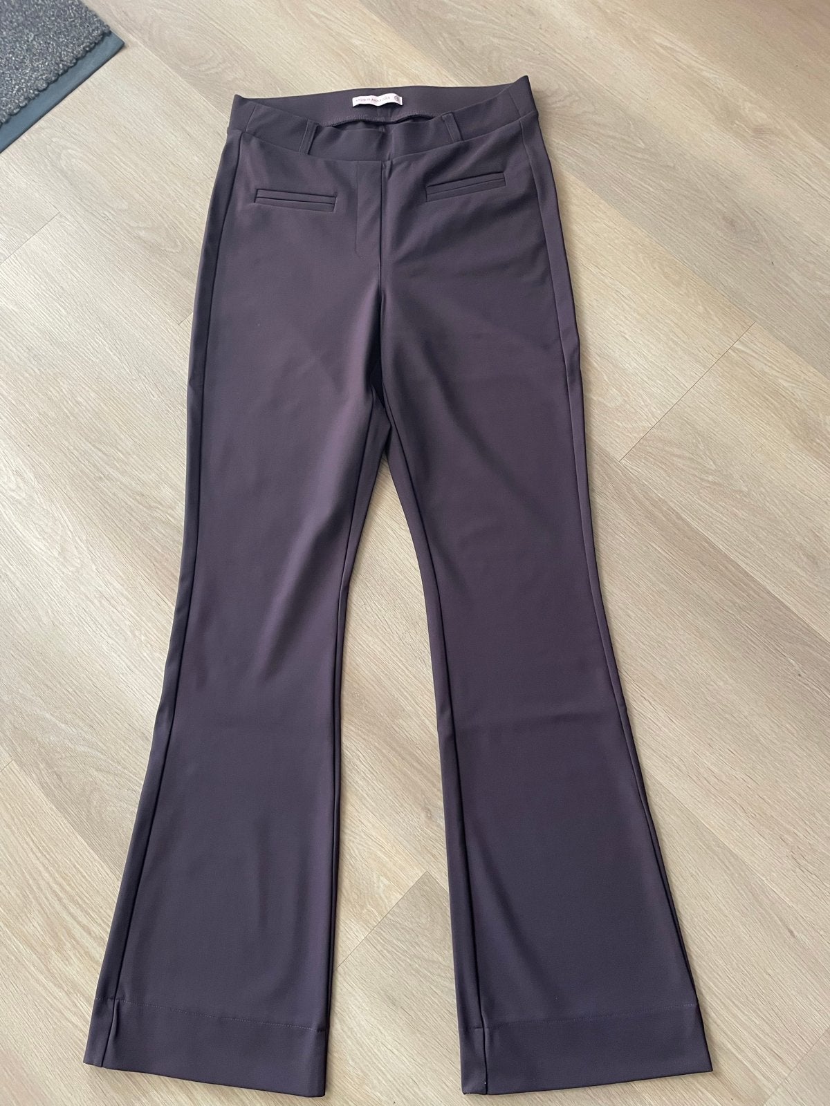 Auberginekleurige flared broek studio anneloes, Paars, Ophalen of Verzenden, Maat 34 (XS) of kleiner, Lang