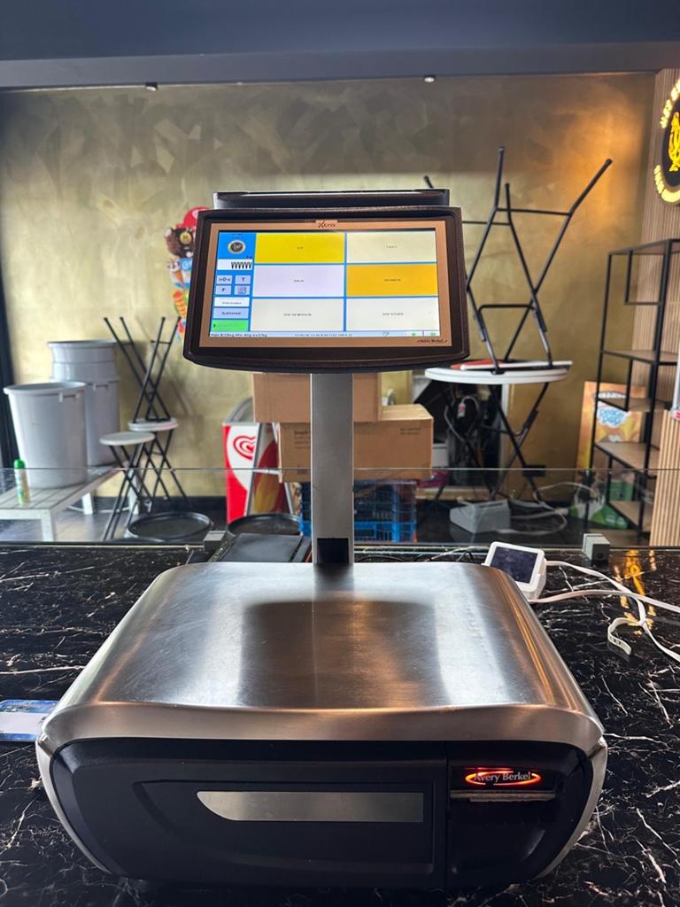 Avery Berkel weegschaal met touchscreen display