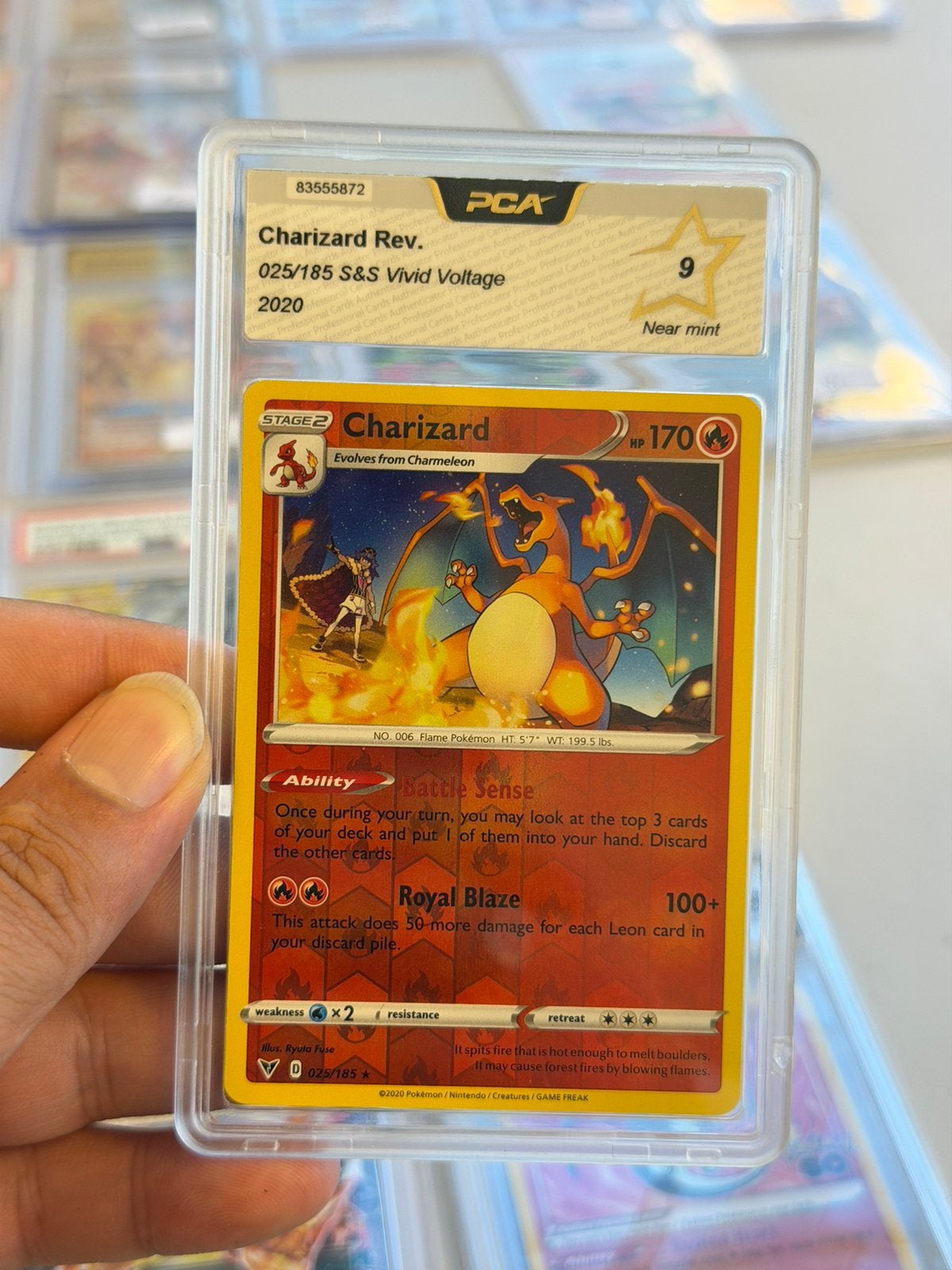 Charizard 025/185 Reverse Holo Vivid Voltage PCA 9 2020 slab, Ophalen of Verzenden, Zo goed als nieuw