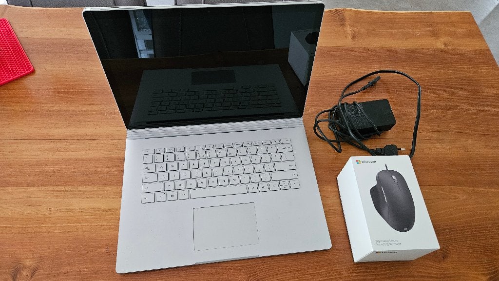 Surface Book 3 I7 256Gb 16GB, 10th Gen: Intel Core i7-1065G7, 2 tot 3 Ghz, Ophalen of Verzenden, Met videokaart